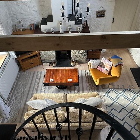 The Dairy @ Trefechan Wen Goodwick Eksteriør billede
