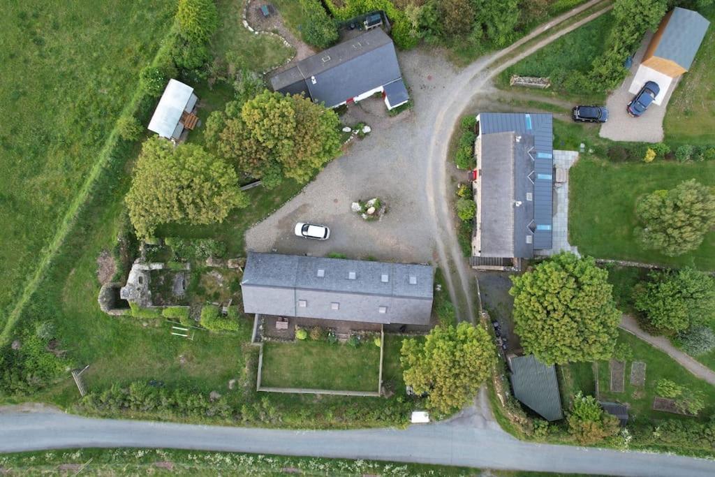 The Dairy @ Trefechan Wen Goodwick Eksteriør billede
